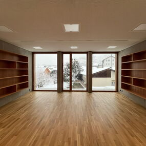 Individueller Innenausbau für die Schule Salgesch von Froidevaux